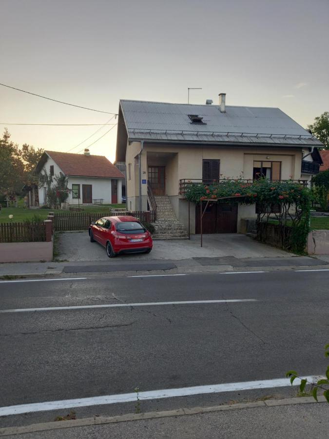 Apartman Ivano Apartment Gospic Exterior photo